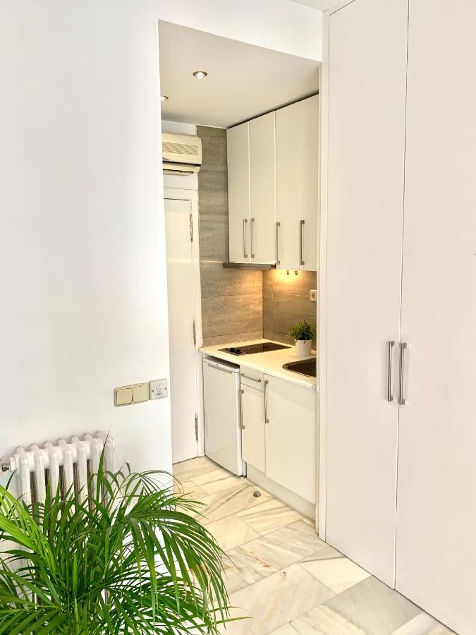 Alquiler Temporal Plaza Mayor Apartment Мадрид Екстериор снимка